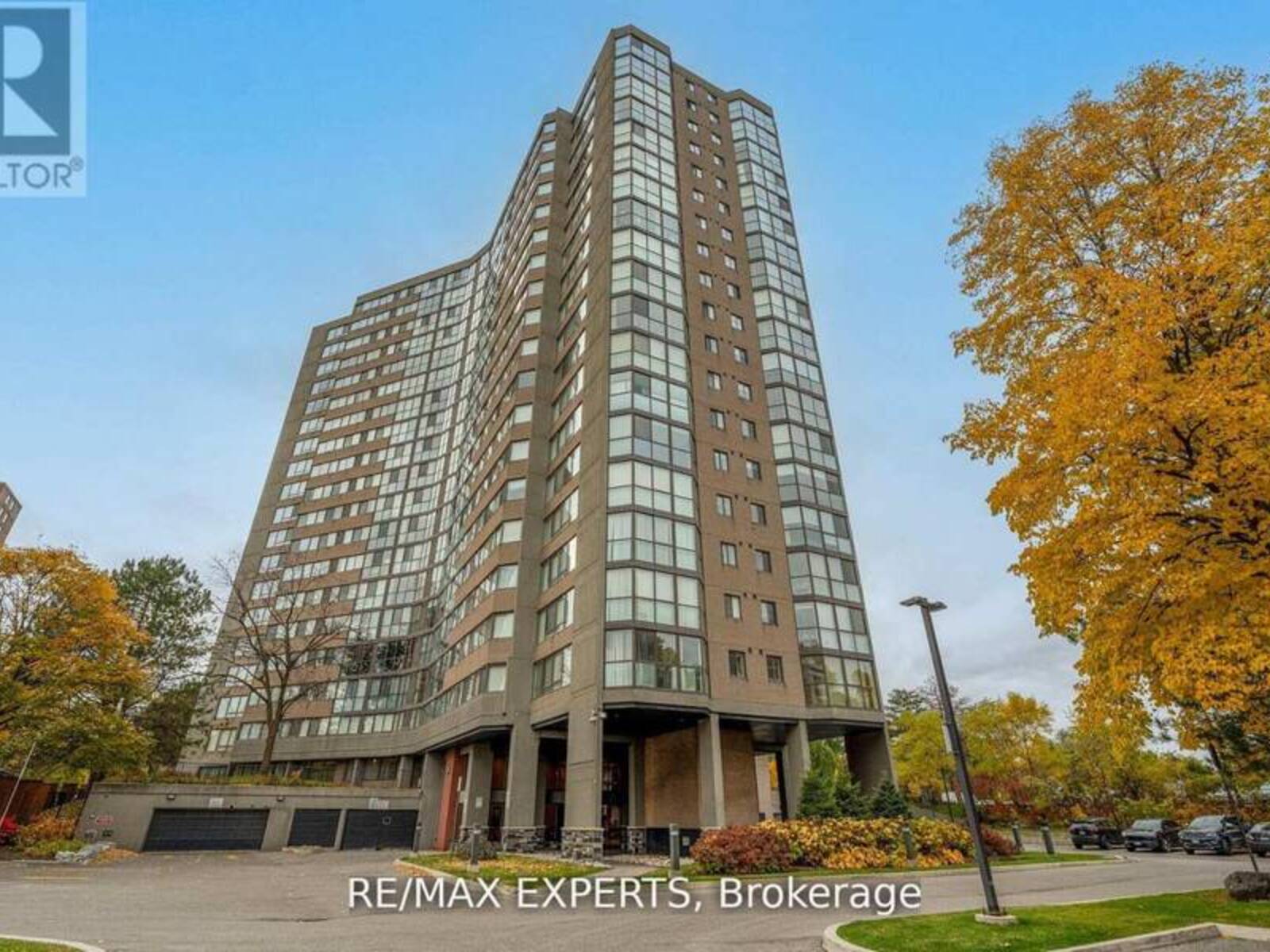 1103 - 40 RICHVIEW ROAD, Toronto, Ontario M9A 5C1