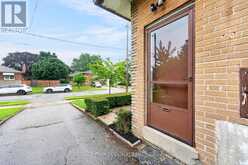 28 BASKERVILLE CRESCENT | Toronto Ontario | Slide Image Four