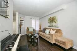 90 WHITE TAIL CRESCENT | Brampton Ontario | Slide Image Ten