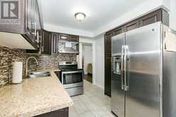 90 WHITE TAIL CRESCENT | Brampton Ontario | Slide Image Seventeen