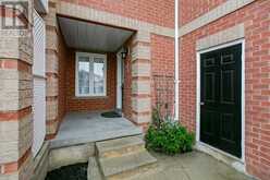 90 WHITE TAIL CRESCENT | Brampton Ontario | Slide Image Three