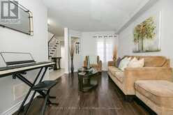 90 WHITE TAIL CRESCENT | Brampton Ontario | Slide Image Eight