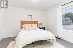 4 ROBINS AVENUE | Hamilton Ontario | Slide Image Twelve