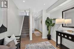 7B CRAWFORD STREET | Toronto Ontario | Slide Image Seven