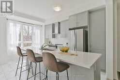 34 CAROLE BELL WAY | Markham Ontario | Slide Image Seven