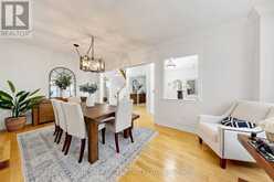 8 HAMMERSLY BOULEVARD | Markham Ontario | Slide Image Eleven
