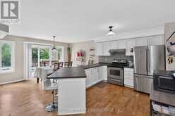 24 STONEYBROOK CRESCENT | Barrie Ontario | Slide Image Five