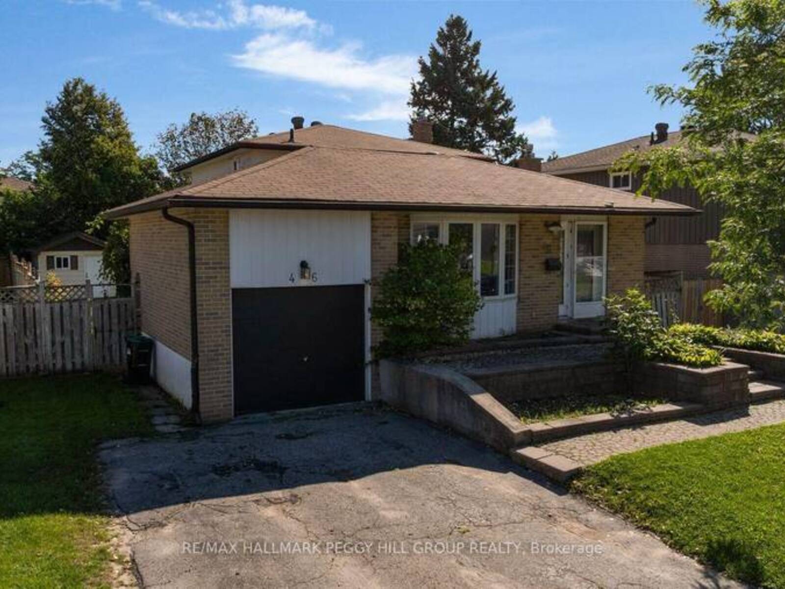 46 COLLEGE CRESCENT, Barrie, Ontario L4M 2W3