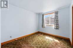 522 ENFIELD ROAD | Burlington Ontario | Slide Image Sixteen