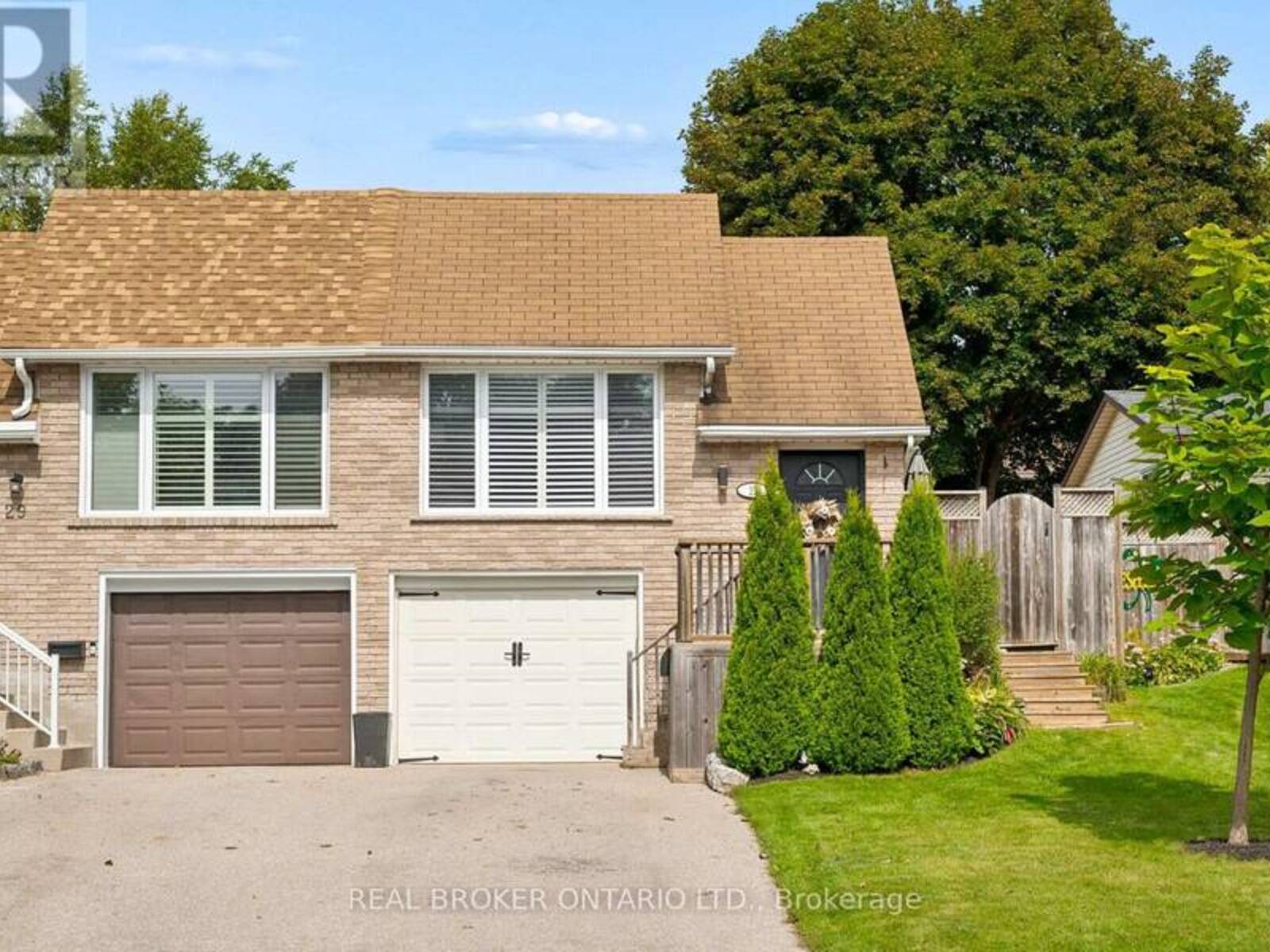 27 NICKOLAS CRESCENT, Cambridge, Ontario N3C 3L7