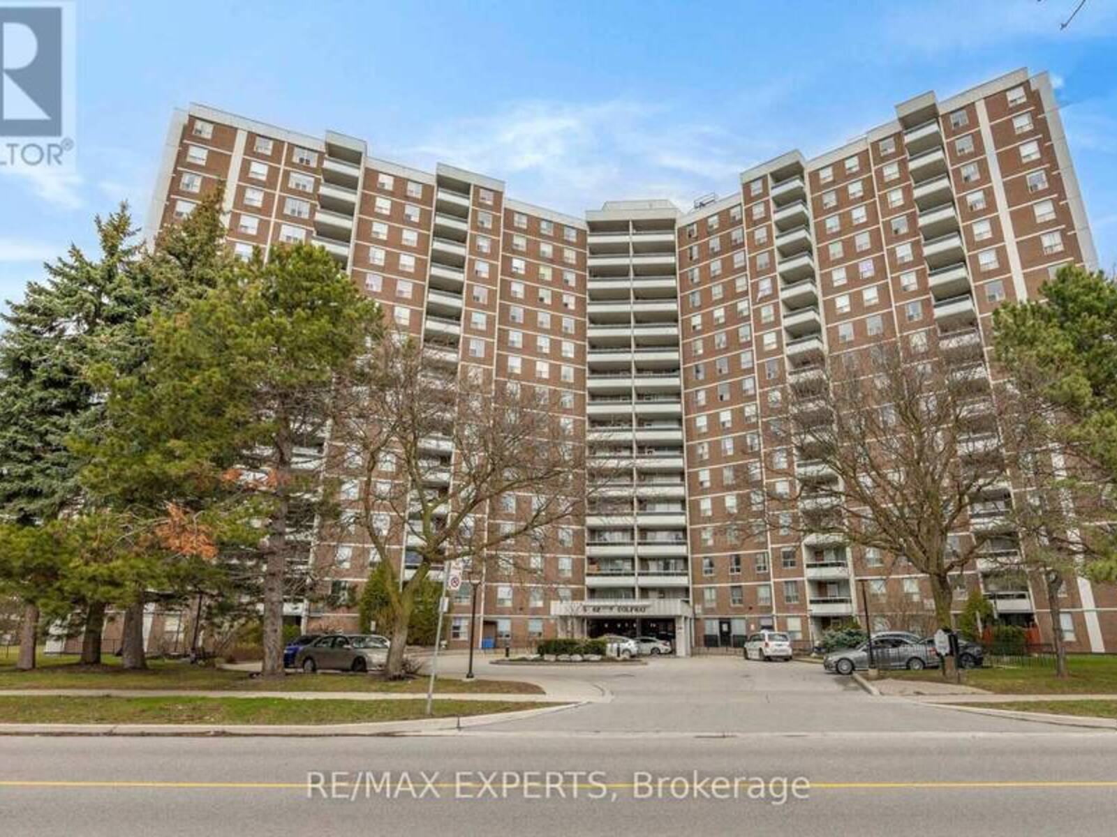 1417 - 5 SHADY GOLFWAY, Toronto, Ontario M3C 3A5