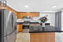 35 MARSHVIEW AVENUE | Aurora Ontario | Slide Image Thirteen