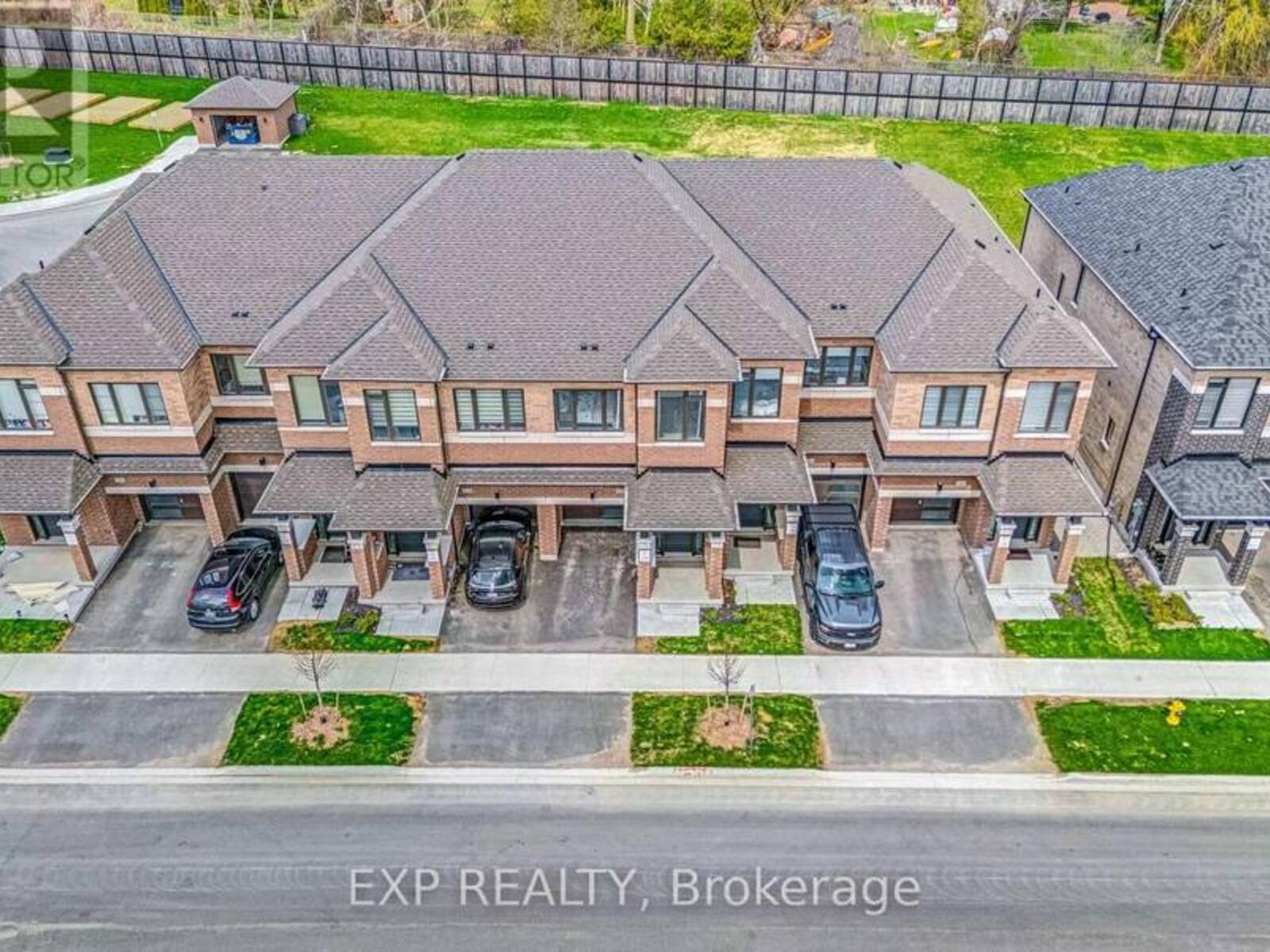 122 TURNBERRY LANE, Barrie, Ontario L9J 0M3