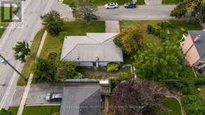 3 BLUE MOUND DRIVE | Barrie Ontario | Slide Image Ten