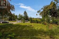 3 BLUE MOUND DRIVE | Barrie Ontario | Slide Image Five