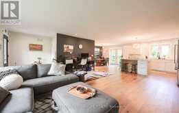 903 JOHNATHAN DRIVE | Mississauga Ontario | Slide Image Nine