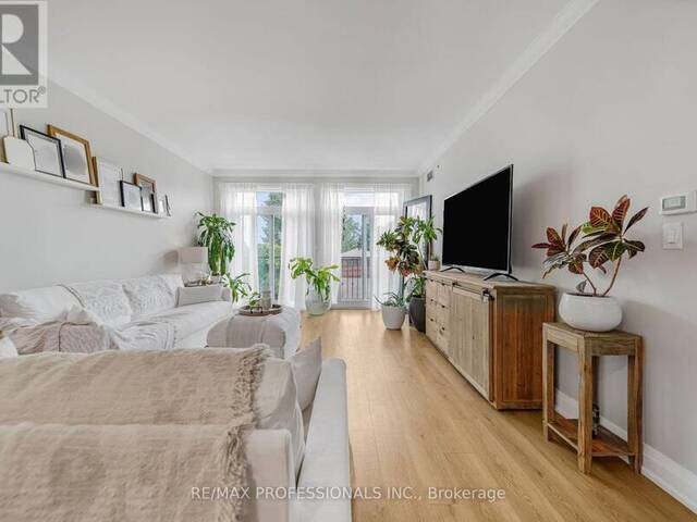 211 - 3531 LAKE SHORE BOULEVARD W Toronto Ontario, M8W 1P4 - 2 Bedrooms Condo For Sale