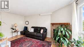 3095 CASCADE COURT | Mississauga Ontario | Slide Image Eight