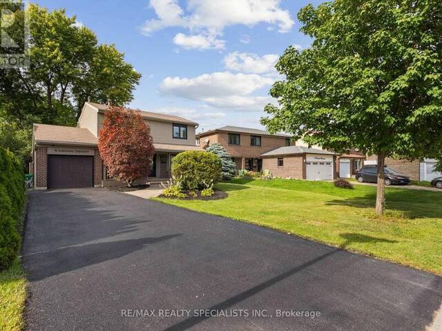 10 LORRAINE CRESCENT Brampton Ontario, L6S 2R7 - 4 Bedrooms Home For Sale
