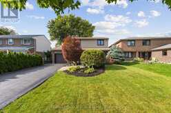 10 LORRAINE CRESCENT | Brampton Ontario | Slide Image Three