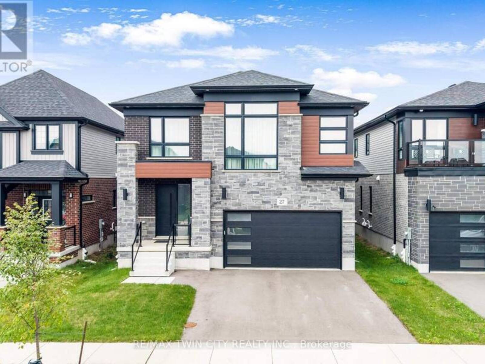 27 JACOB DETWEILLER DRIVE, Kitchener, Ontario N2P 0K7