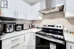 217 - 1 REDFERN AVEENUE AVENUE | Hamilton Ontario | Slide Image Eight