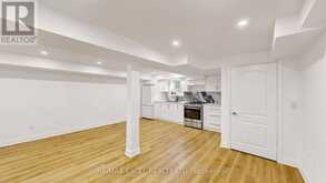 332 DIXON BOULEVARD | Newmarket Ontario | Slide Image Thirty