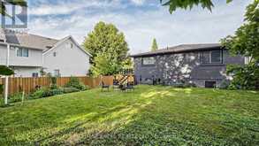 332 DIXON BOULEVARD | Newmarket Ontario | Slide Image Forty-four