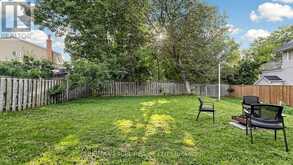 332 DIXON BOULEVARD | Newmarket Ontario | Slide Image Forty-six