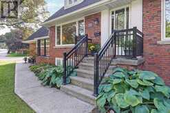 38 BALLACAINE DRIVE | Toronto Ontario | Slide Image Two