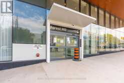 1121 - 2020 BATHURST STREET | Toronto Ontario | Slide Image Four