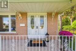 236 JOHN TABOR TRAIL | Toronto Ontario | Slide Image Three