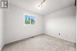 76 LIONHEAD TRAIL | Toronto Ontario | Slide Image Thirty