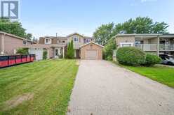 76 LIONHEAD TRAIL | Toronto Ontario | Slide Image Four
