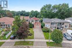 76 LIONHEAD TRAIL | Toronto Ontario | Slide Image Six
