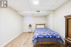23 SHIER DRIVE | Toronto Ontario | Slide Image Twenty-six