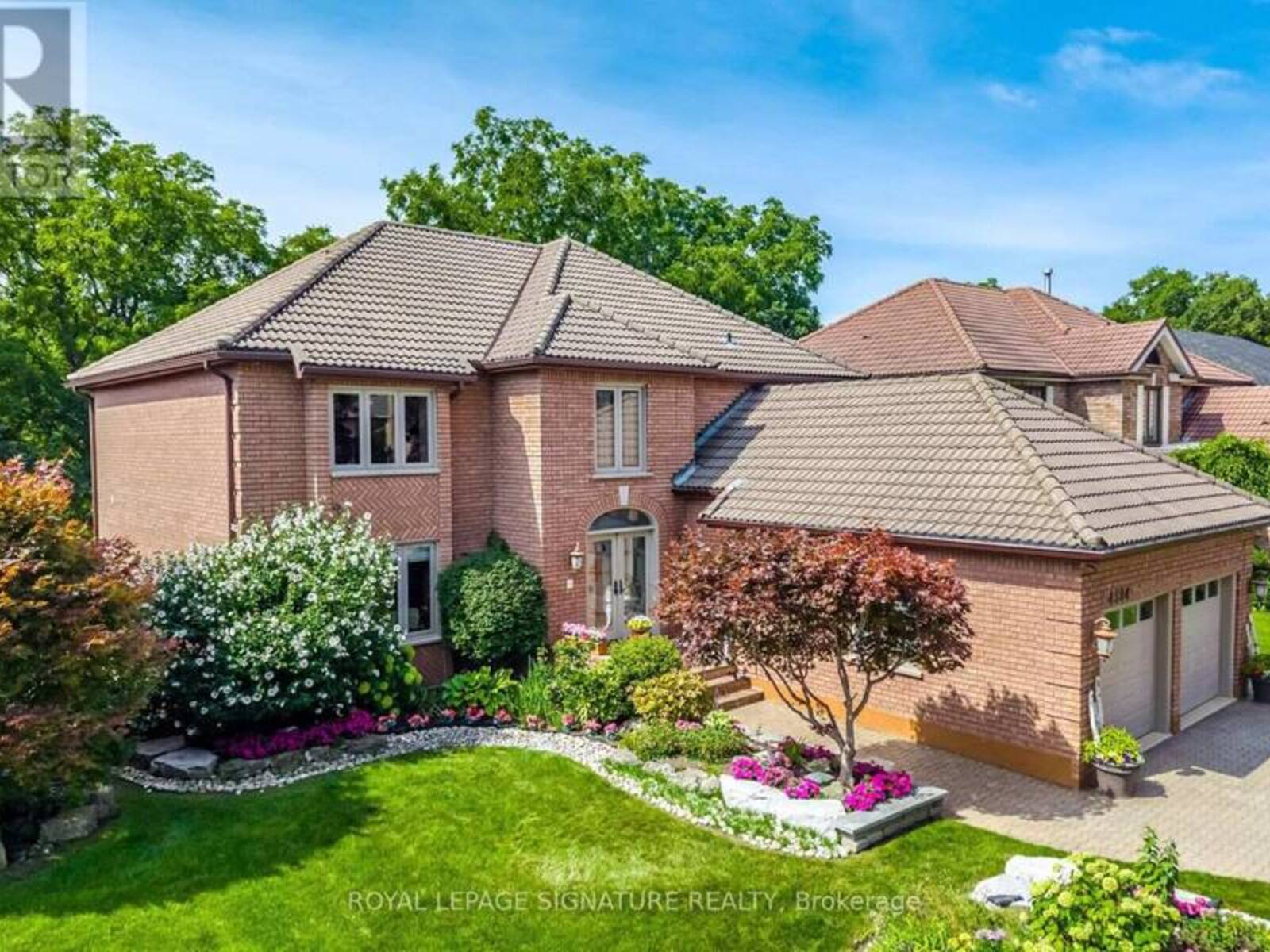 4594 BADMINTON DRIVE, Mississauga, Ontario L5M 3H6
