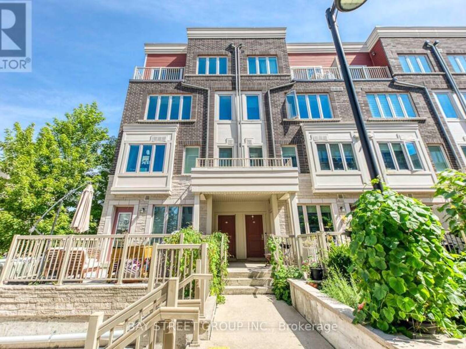 2 - 100 LONG BRANCH AVENUE, Toronto, Ontario M8W 0C1