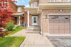 7443 RUSSIAN OLIVE CLOSE | Mississauga Ontario | Slide Image Three