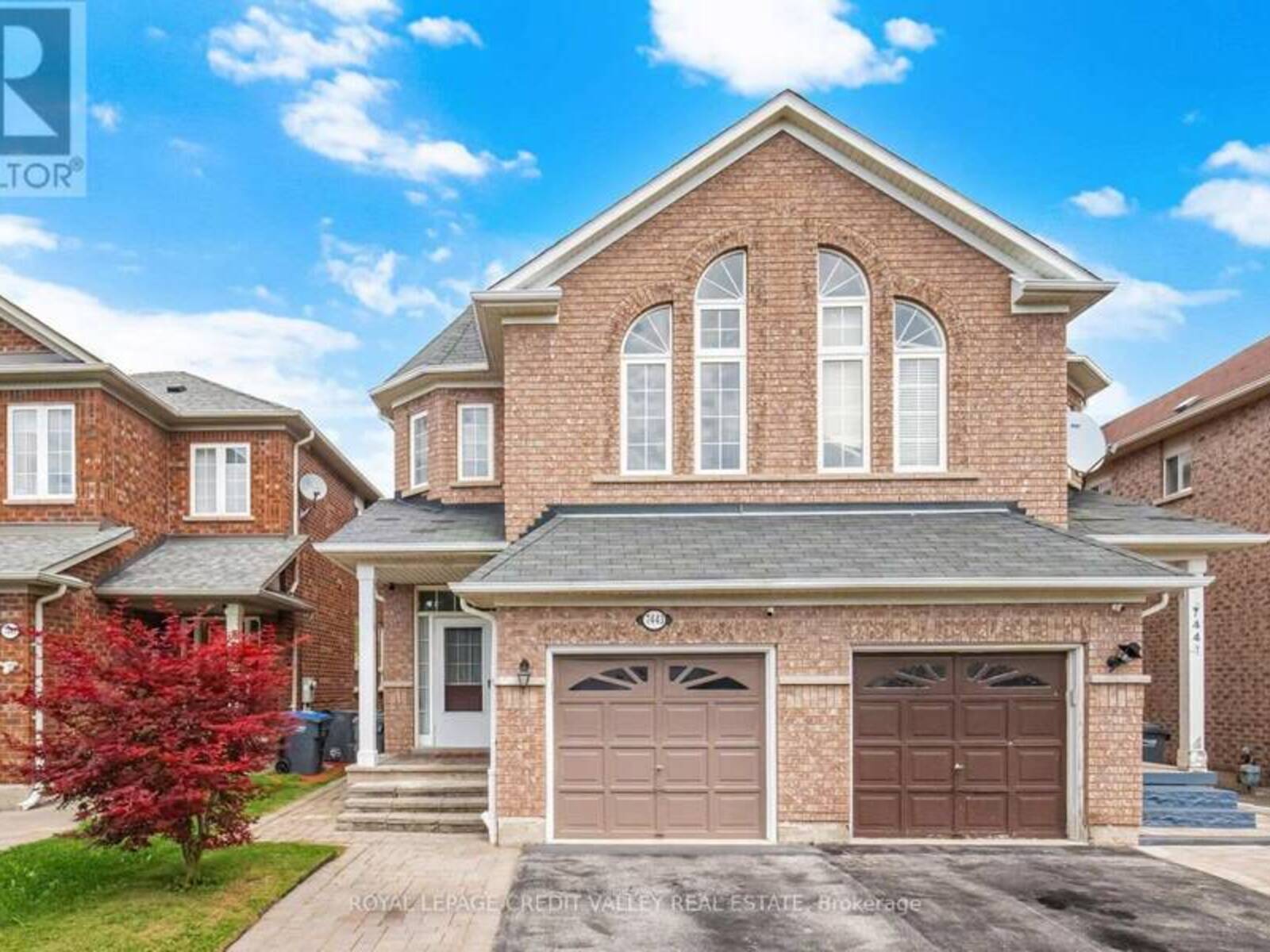 7443 RUSSIAN OLIVE CLOSE, Mississauga, Ontario L5N 8N7