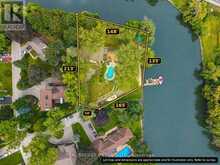 413 INDIAN ROAD | Burlington Ontario | Slide Image Four