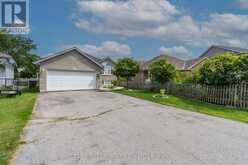 85 FINCH DRIVE | Belleville Ontario | Slide Image Three