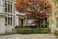 12 FOREST GLEN CRESCENT | Toronto Ontario | Slide Image Five