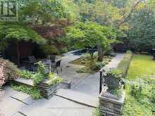 127 ROXBOROUGH DRIVE | Toronto Ontario | Slide Image Thirty-three