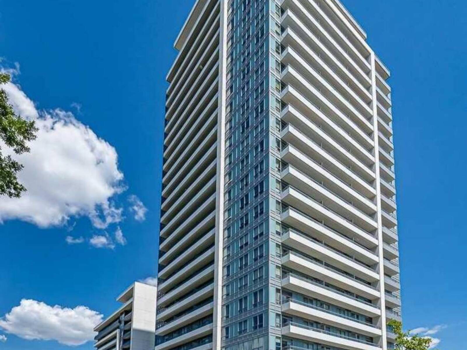 611 - 7890 BATHURST STREET, Vaughan, Ontario L4J 0J9