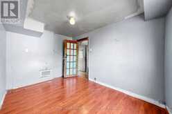 18 1/2 BELLEVUE AVENUE | Toronto Ontario | Slide Image Seventeen