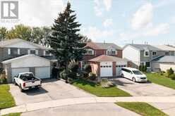 72 TAMS DRIVE | Ajax Ontario | Slide Image Four
