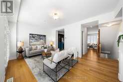 25 BEVERLEY GLEN BOULEVARD | Vaughan Ontario | Slide Image Fifteen