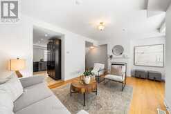 25 BEVERLEY GLEN BOULEVARD | Vaughan Ontario | Slide Image Sixteen