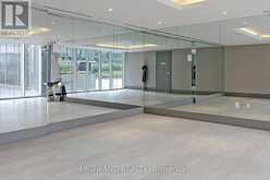 3602 - 2916 HIGHWAY 7 | Vaughan Ontario | Slide Image Seventeen